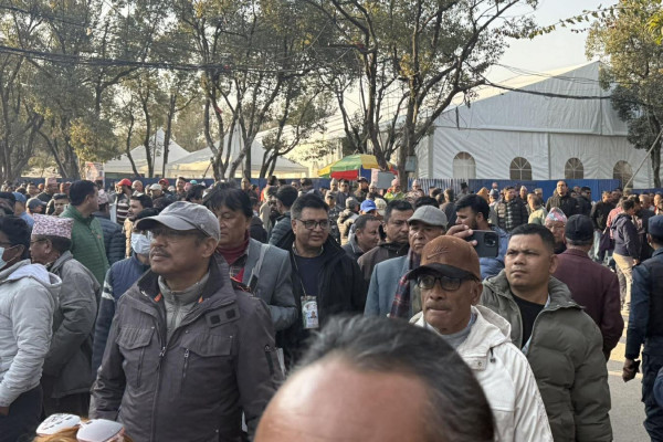 गगन थापा विशेष महाधिवेशन स्थल पुगे [तस्बिर]